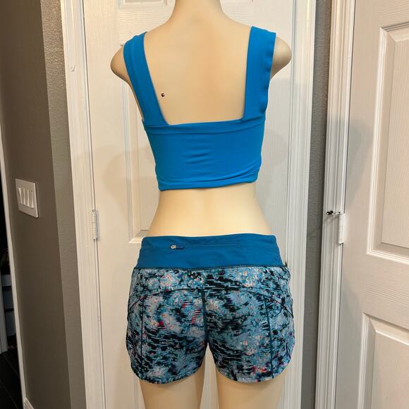Lululemon Speed Shorts – Blue Multicolor Abstract – Size 8 - Picture 2 of 5